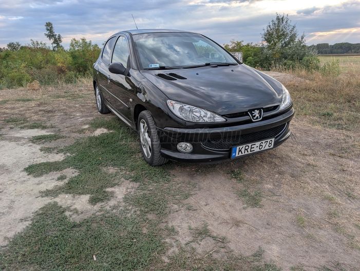 PEUGEOT 206 1.4 HDi Trendy Plus