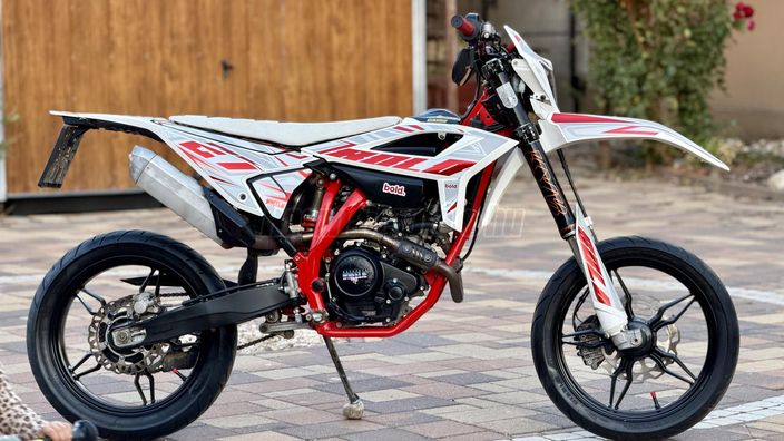 BETAMOTOR RR 125