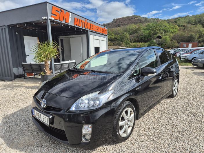 TOYOTA PRIUS 1.8 HSD Sol NAVI (Automata)