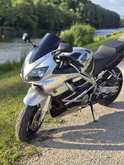 HONDA CBR 600 F4