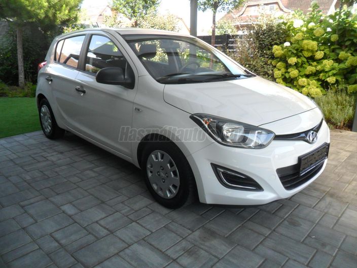 HYUNDAI I20 1.25 Life AC