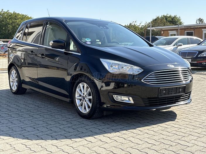 FORD C-MAX Grand 1.5 EcoBoost Titanium