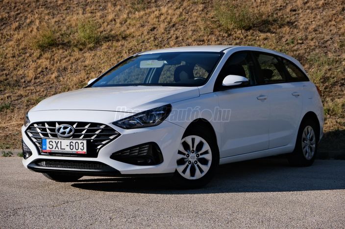 HYUNDAI I30 1.5 DPi Comfort