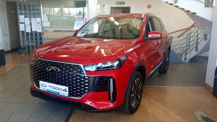 CHERY TIGGO 4 1.5 T-DGI HEV Premium DHT