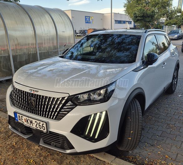 PEUGEOT 2008 1.2 PureTech Allure EAT8