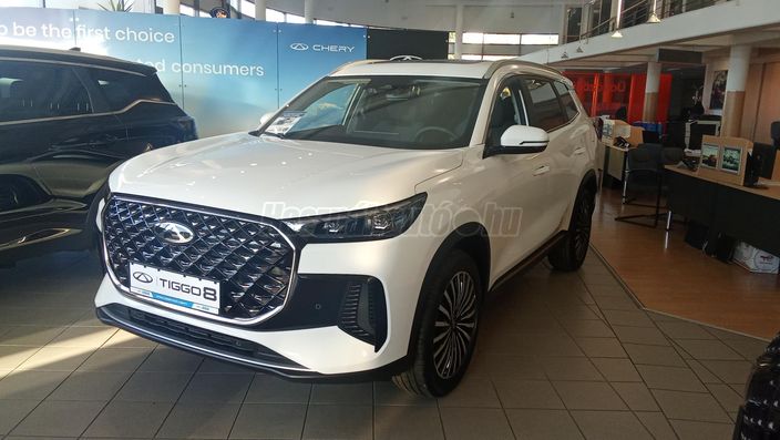 CHERY TIGGO 8 1.6 T-DGI Luxury DCT [7 személy]