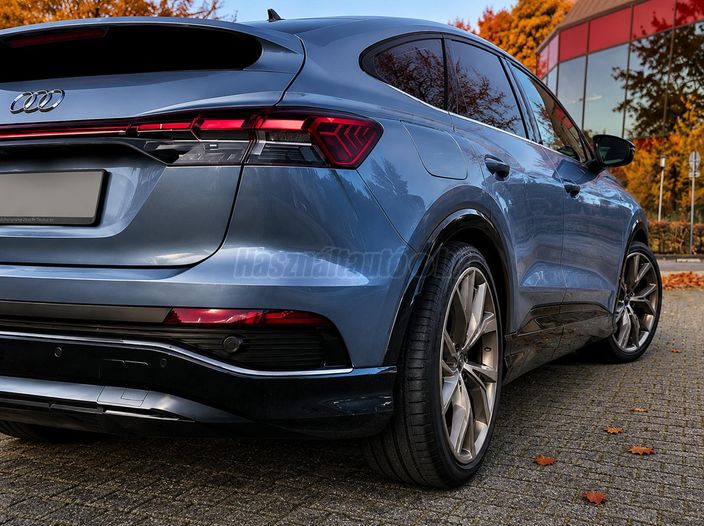 AUDI Q4 e-tron Sportback 40. (Automata)
