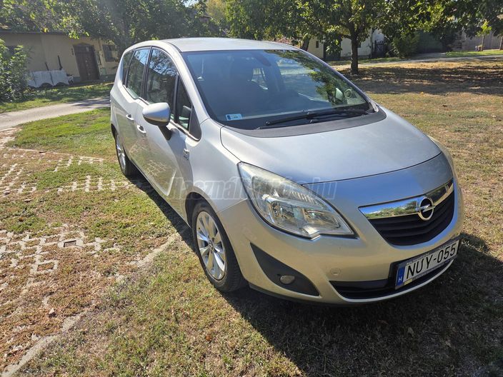 OPEL MERIVA B 1.7 CDTI Active