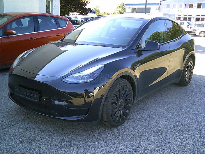 TESLA MODEL Y RWD (Automata)