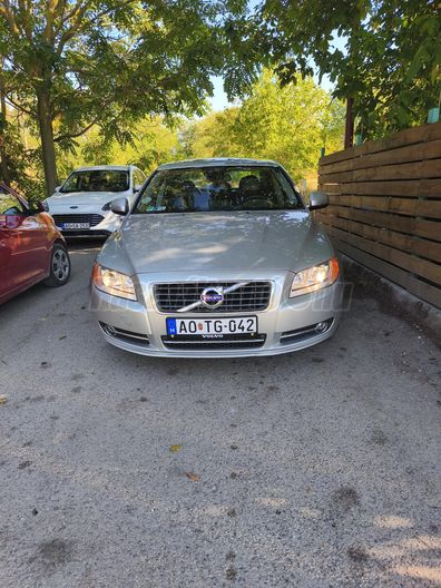 VOLVO S80 2.4 D [D5] Summum Geartronic