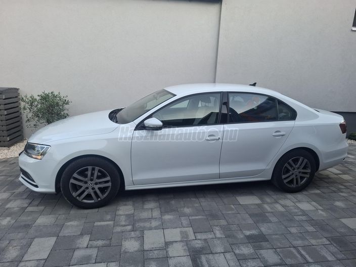 VOLKSWAGEN JETTA VI 1.4 TSI BMT Comfortline