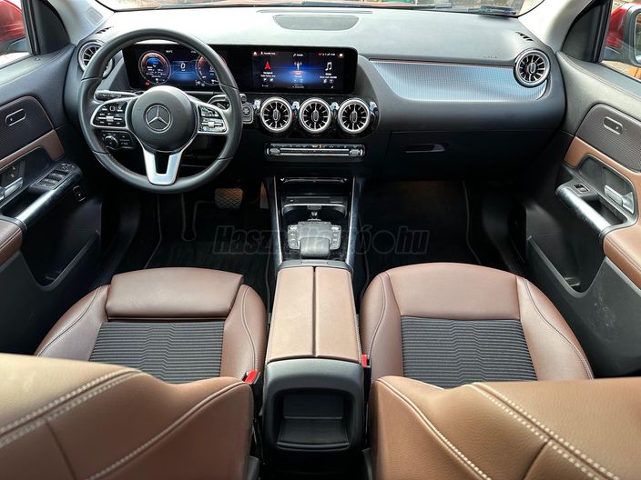 MERCEDES-BENZ GLA 250 e Progressive Line 8G-DCT Plug-in hybrid