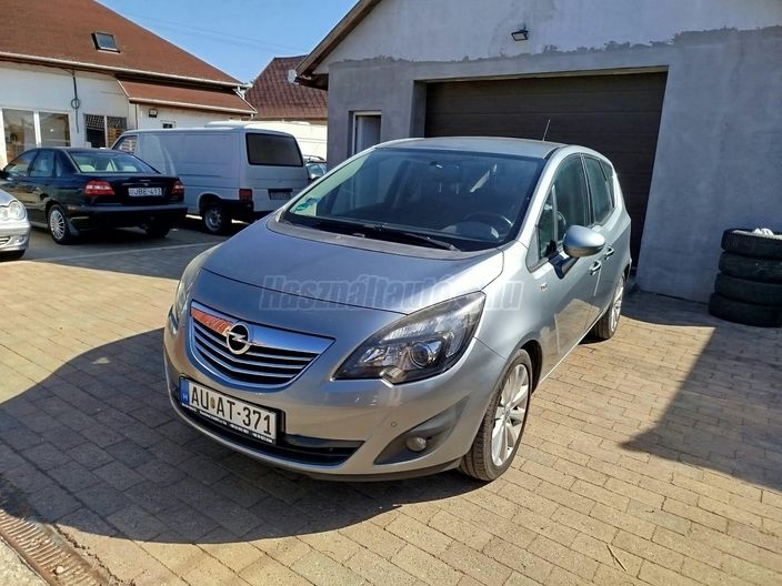 OPEL MERIVA B 1.4 T Cosmo