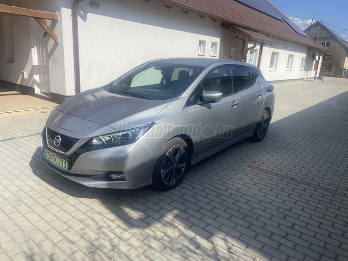 NISSAN LEAF Acenta 40kWh (Automata)