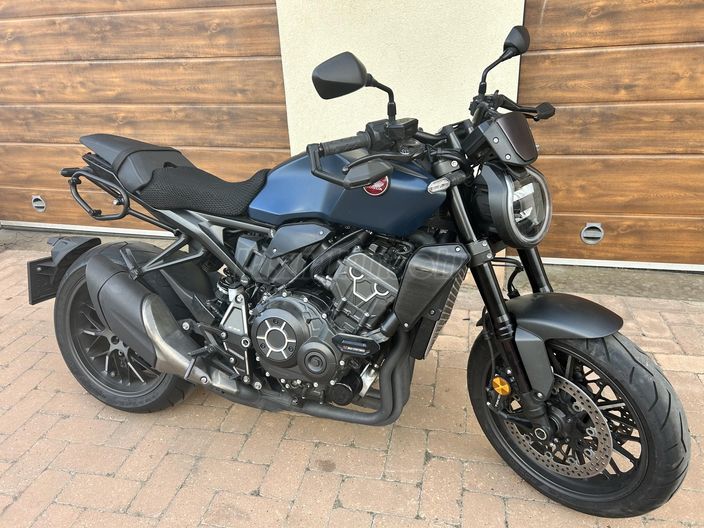 HONDA CB 1000 R