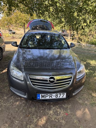 OPEL INSIGNIA Sports Tourer 2.0 CDTI Cosmo