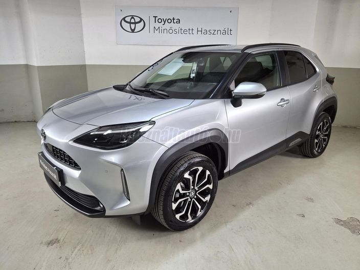 TOYOTA YARIS CROSS 1.5 Hybrid Comfort Style Tech e-CVT