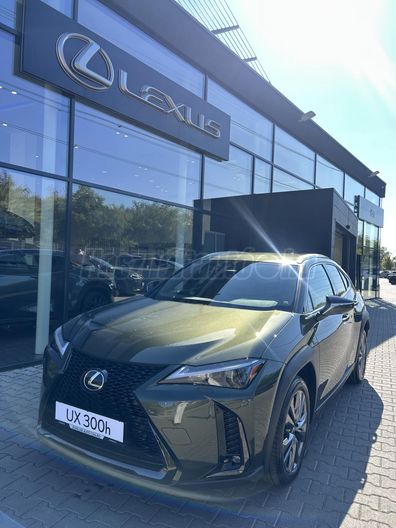 LEXUS UX 300h F Sport Design e-CVT