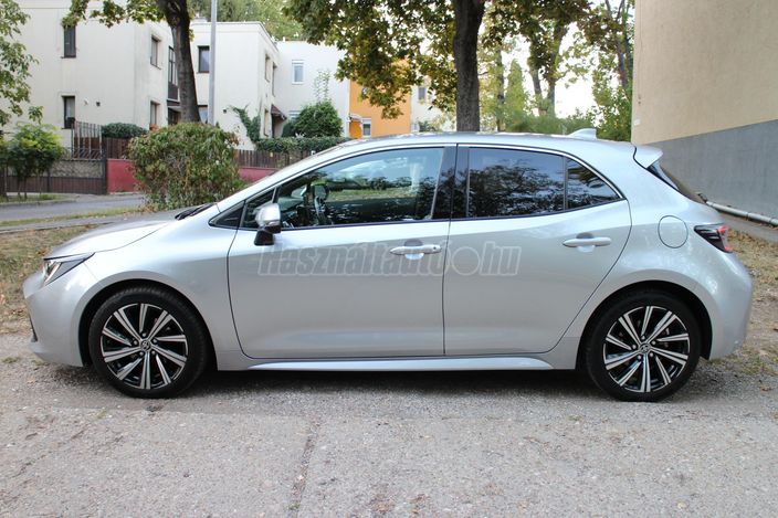 TOYOTA COROLLA 1.8 Hybrid Comfort e-CVT