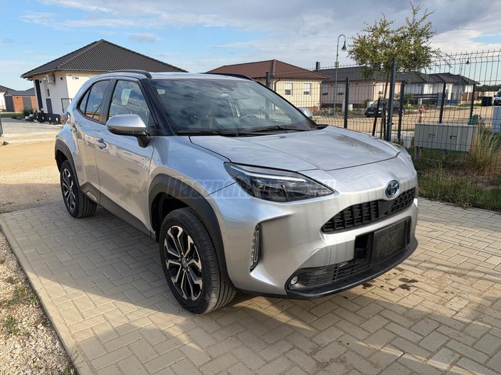 TOYOTA YARIS CROSS 1.5 Hybrid Comfort Style Tech e-CVT
