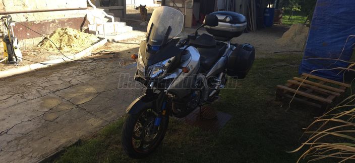 SUZUKI DL 1000