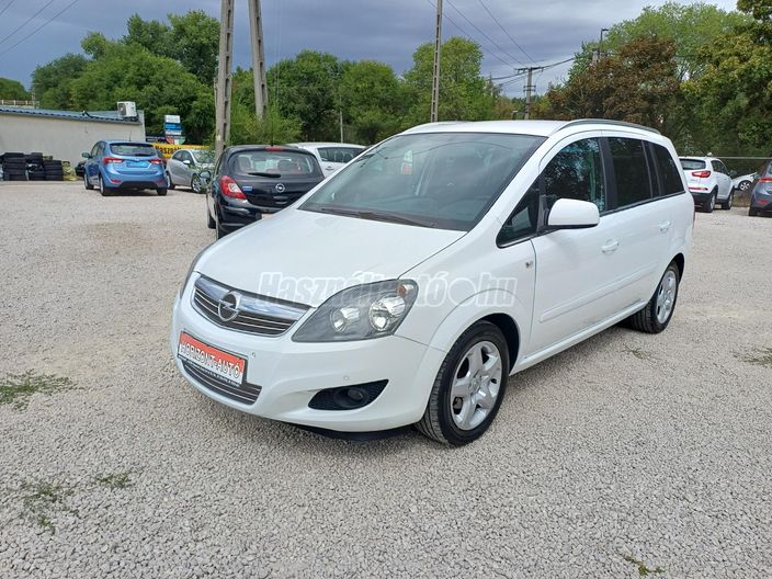 OPEL ZAFIRA B 1.8 Cosmo