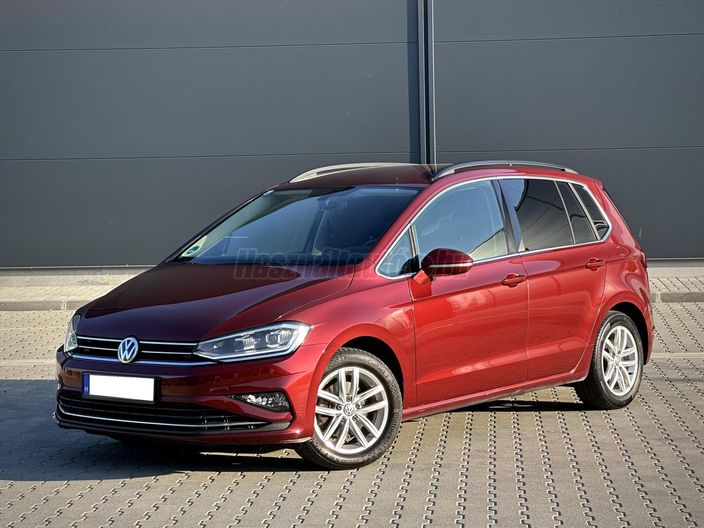VOLKSWAGEN GOLF SPORTSVAN 1.5 TSI ACT Highline