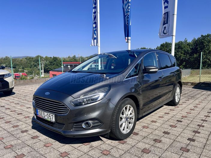FORD S-MAX 2.0 TDCi Titanium Powershift