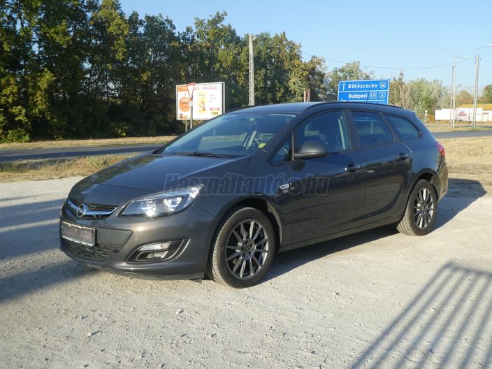 OPEL ASTRA J Sports Tourer 1.4 T Cosmo