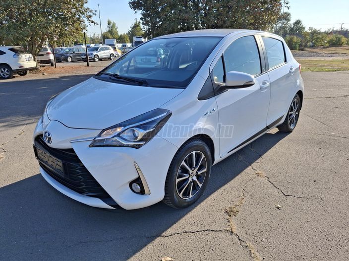 TOYOTA YARIS 1.5 VVT-i Hybrid Style e-CVT