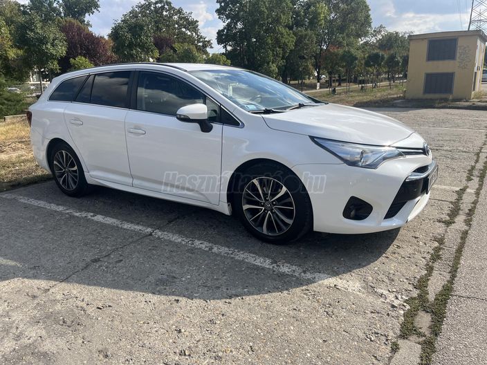 TOYOTA AVENSIS Touring Sports 1.6 D-4D Active Trend