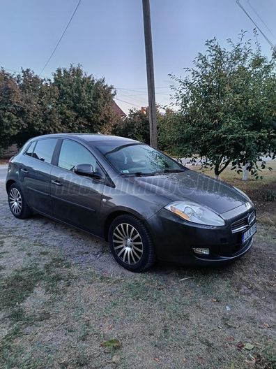 FIAT BRAVO 1.4 T-Jet Dynamic (EU5)