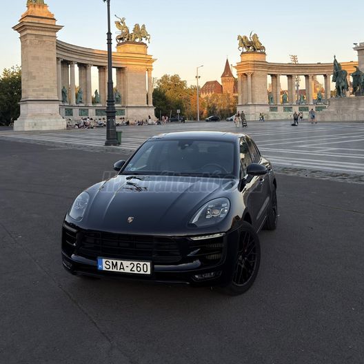 PORSCHE MACAN GTS PDK