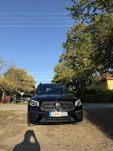 MERCEDES-BENZ GLB 200 AMG Line 7G-DCT