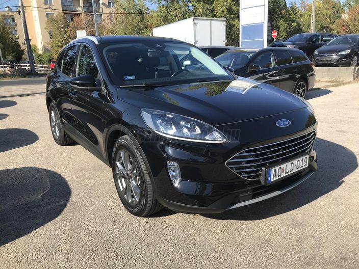 FORD KUGA 2.5 PHEV Titanium CVT