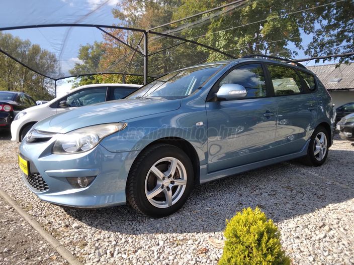 HYUNDAI I30 i30u CW 1.6 DOHC Comfort