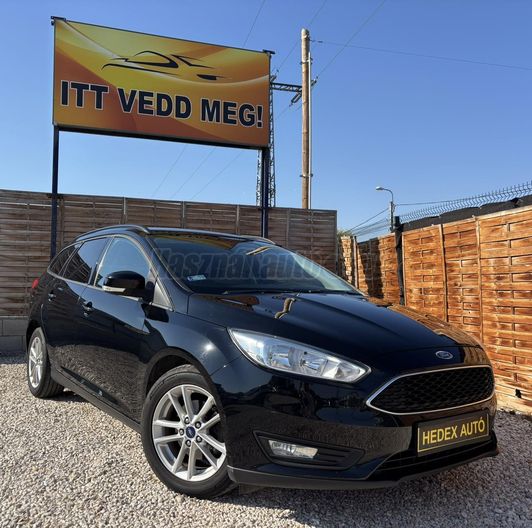 FORD FOCUS 1.0 EcoBoost Titanium