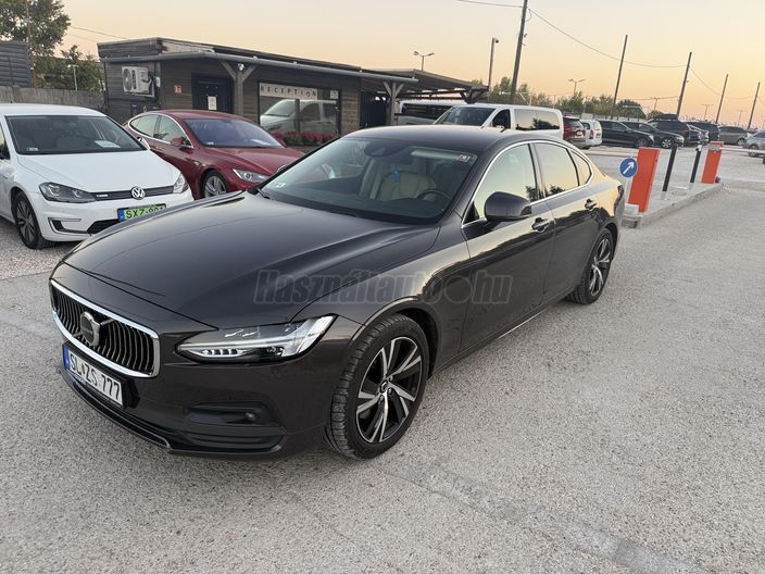 VOLVO S90 2.0 [B4] MHEV Momentum Pro Geartronic
