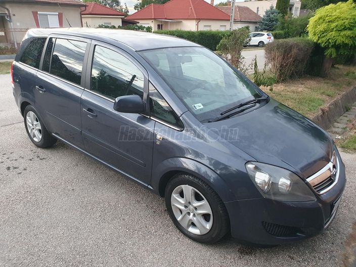 OPEL ZAFIRA B 1.7 CDTI Cosmo