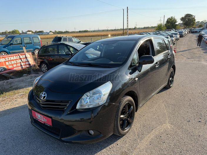 TOYOTA VERSO 1.6 Terra