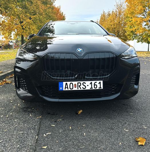 BMW 225