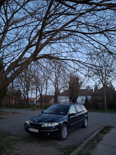 RENAULT LAGUNA 1.8 Authentique