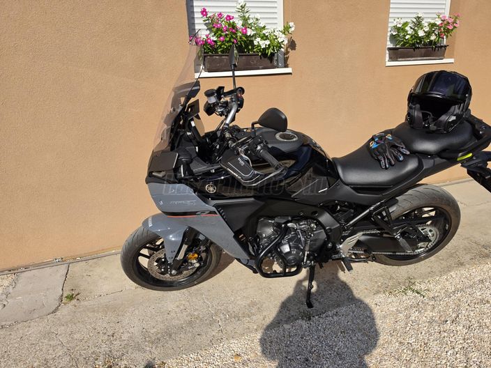 YAMAHA MT-09 TRACER