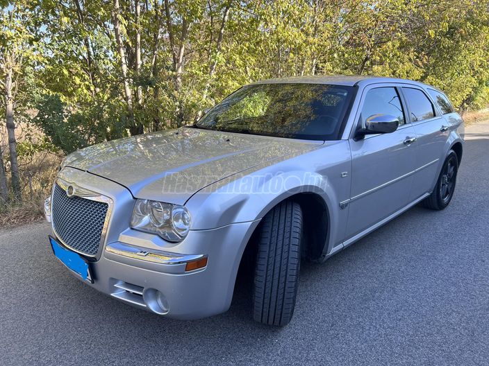CHRYSLER 300 C Touring 5.7 HEMI AWD (Automata)