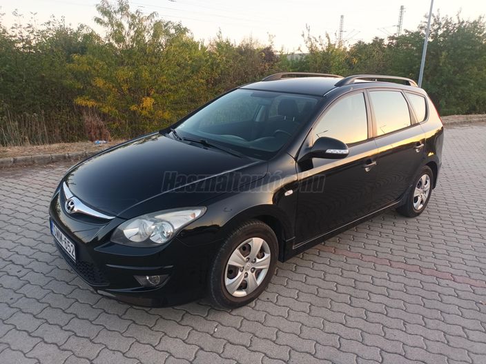 HYUNDAI I30 i30u CW 1.4 DOHC Comfort