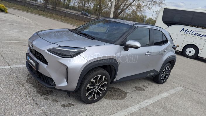 TOYOTA YARIS CROSS 1.5 Hybrid Comfort Style Tech e-CVT