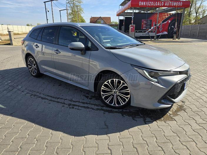 TOYOTA COROLLA Touring Sports 1.8 Hybrid Comfort Style Tech e-CVT