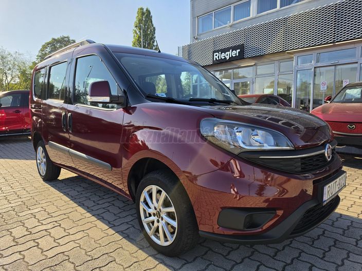 FIAT DOBLO Dobló Panorama 1.4 T-Jet Lounge (7 személyes )