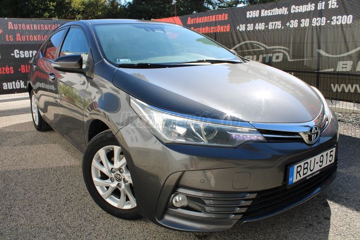 TOYOTA COROLLA Sedan 1.6 Active