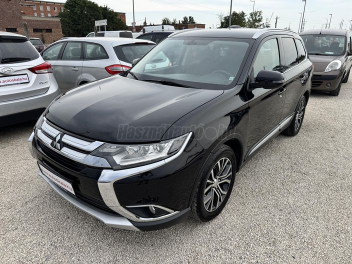 MITSUBISHI OUTLANDER 2.2 DI-D Instyle Premium 4WD (Automata)